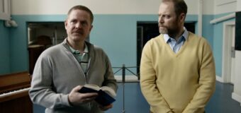 ﻿Filmanmeldelse: De frivillige – Ny dansk fængselsfilm lander mellem komedie og alvor