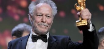 ﻿BERLINALEN 2023 DAG 10 – Fransk dokumentarfilm vinder Guldbjørnen