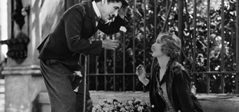 Filmanmeldelse: Byens Lys – Chaplins poetiske mesterværk