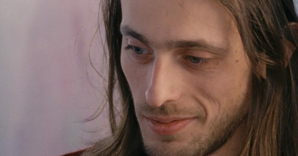 BERLINALEFILM: Ari – Følsomt og dybt fascinerende fransk portræt
